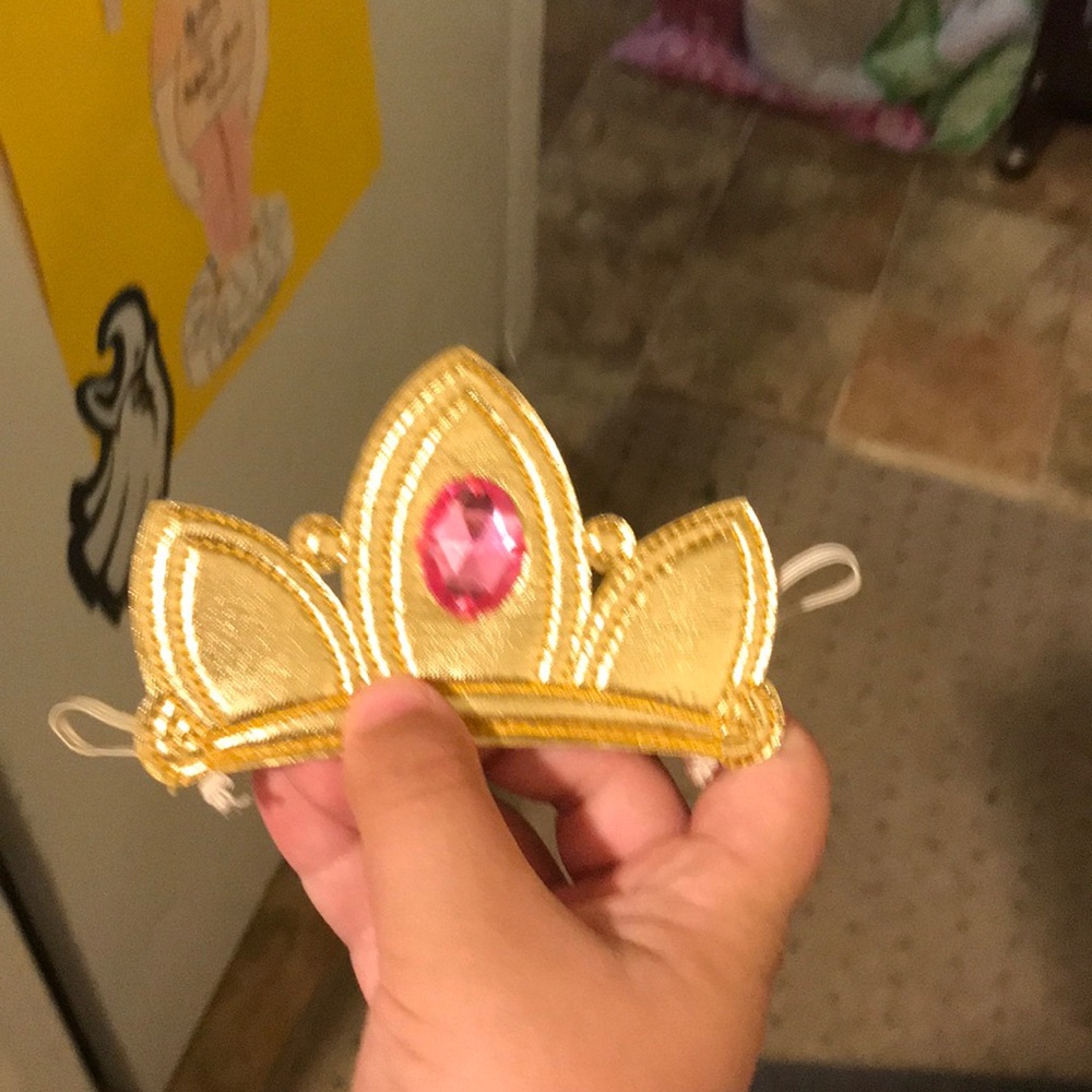 Crown tiara